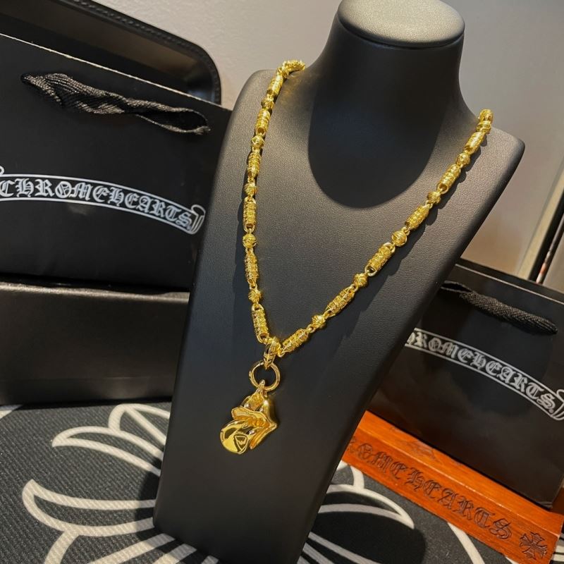 Ch*0me He**ts necklaces